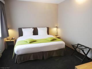 9hotel Chelton Hotel