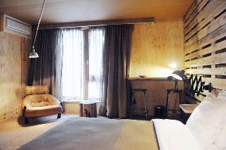 9hotel Chelton Hotel