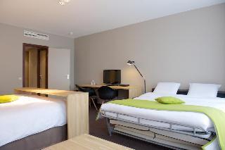 9hotel Chelton