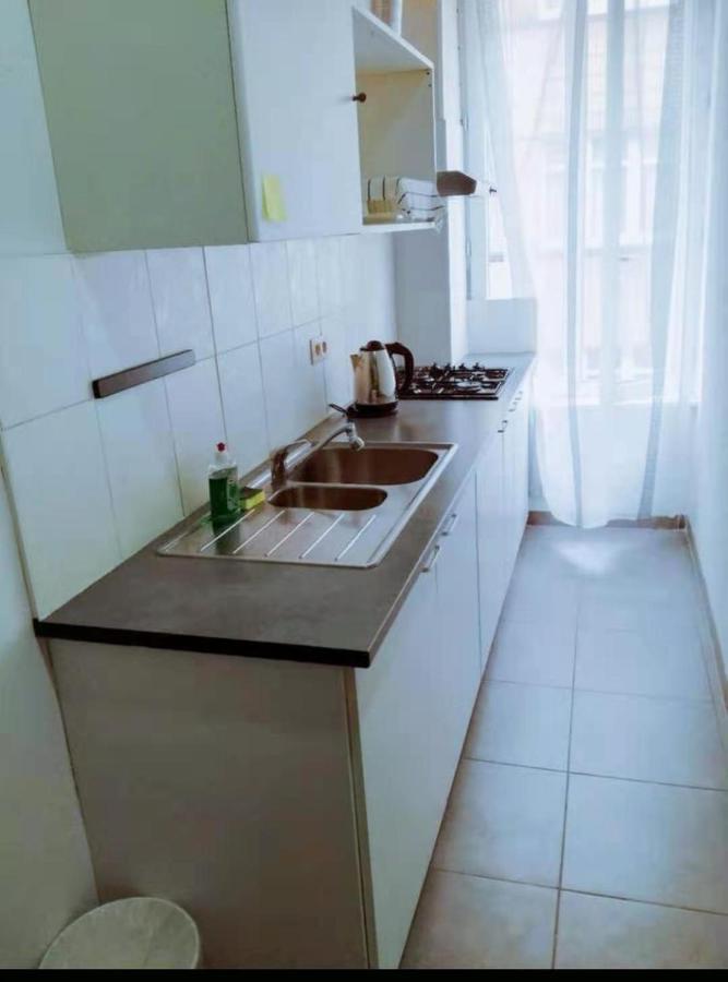 Homestay A Private With Share The Bathroom Brussels