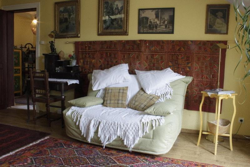Hotel Les Bluets 2*