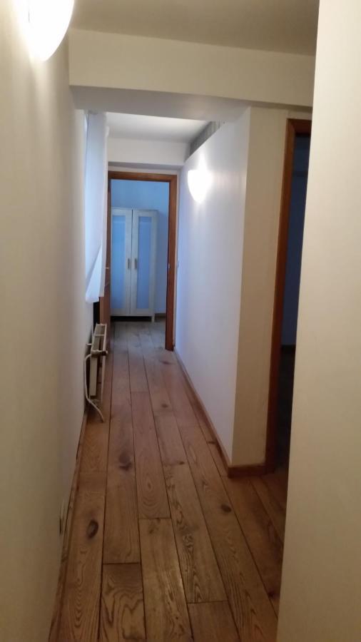 Spacious Duplex In Historical Center Apartment *