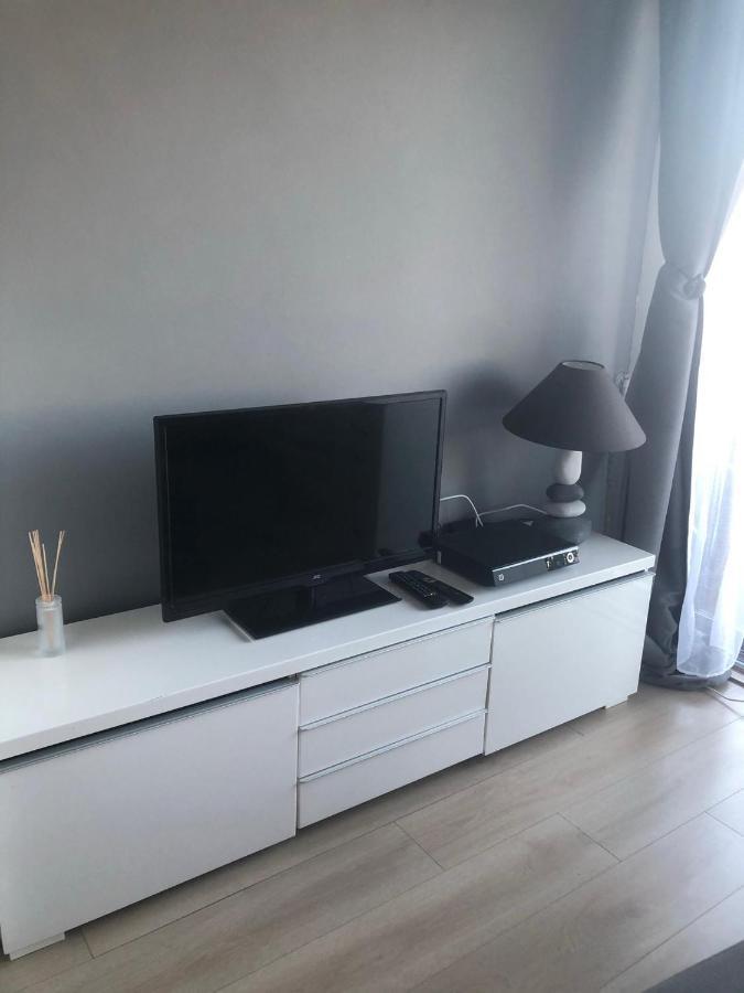 Studio Equipe, Salle De Bain Privee, Proche Centre Ville Privatunterkunft Brüssel