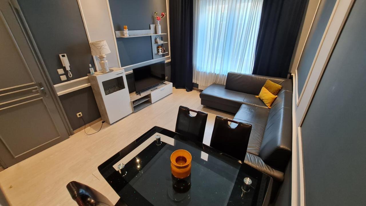 Classy At European Quarter Apartment