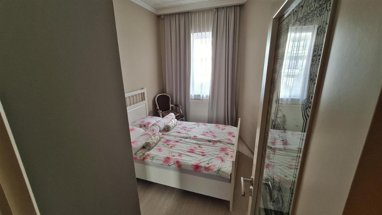 Apartment Classy At European Quarter