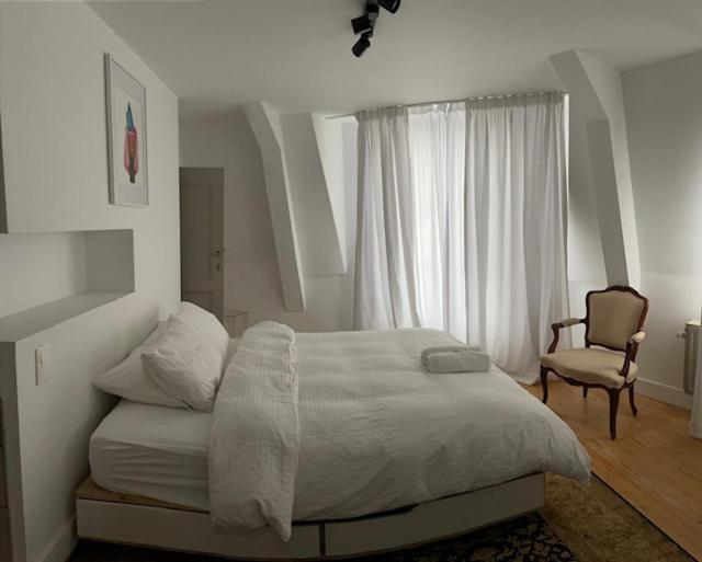 Appartement Duplex Dernier étage Avec Terasse à Deux Pas De La Grand Place