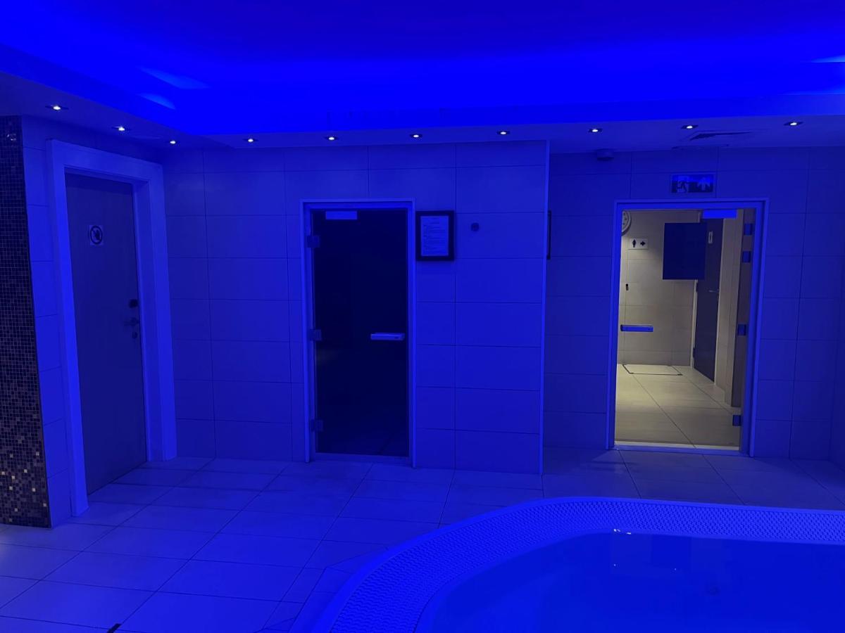 Mercure Centre Midi Hotel