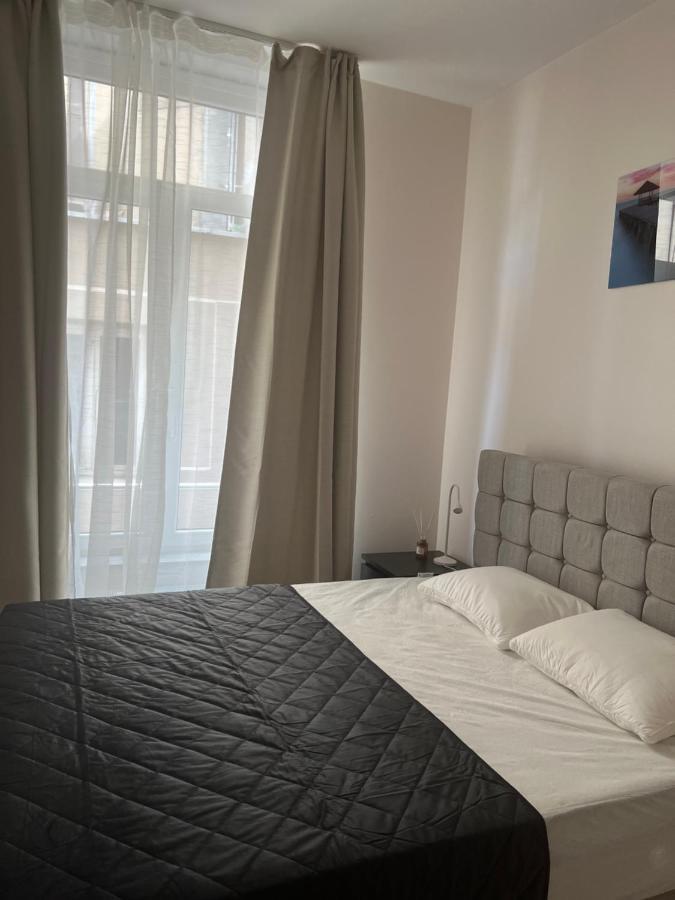 Exclusive Two-level With Private Terrace On The Canal Bruxelles