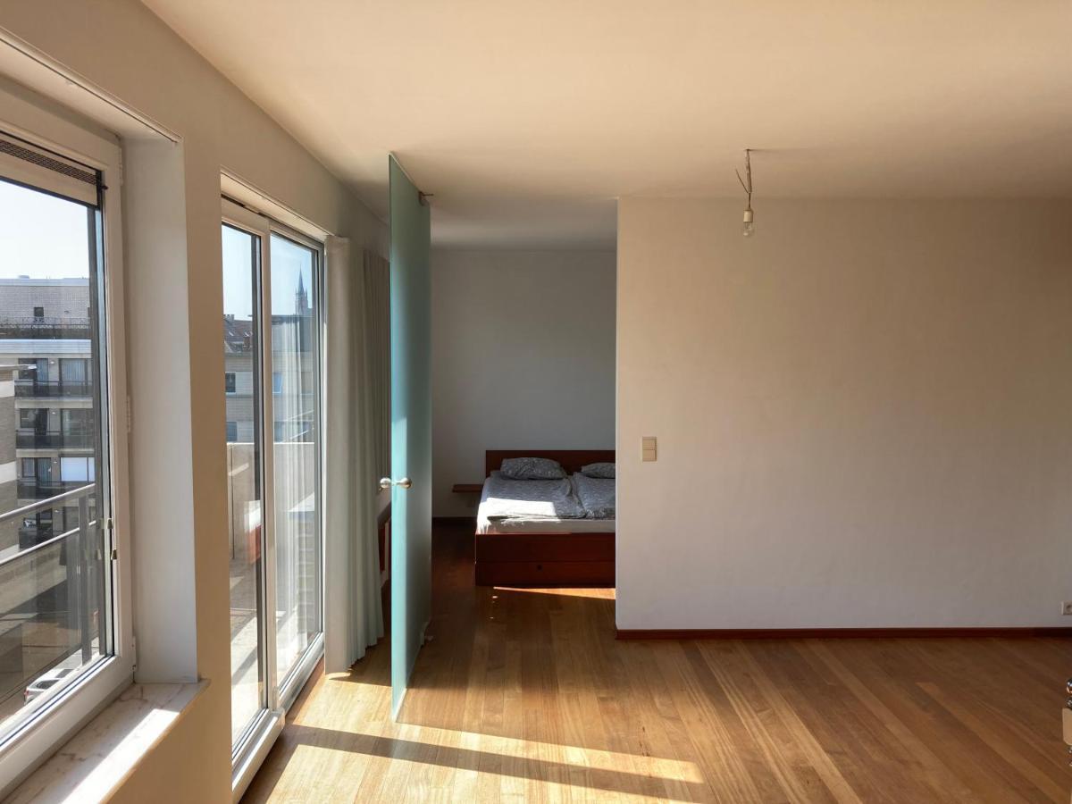 Jolie Studio Avec Vue Sur L'atomium Appartement