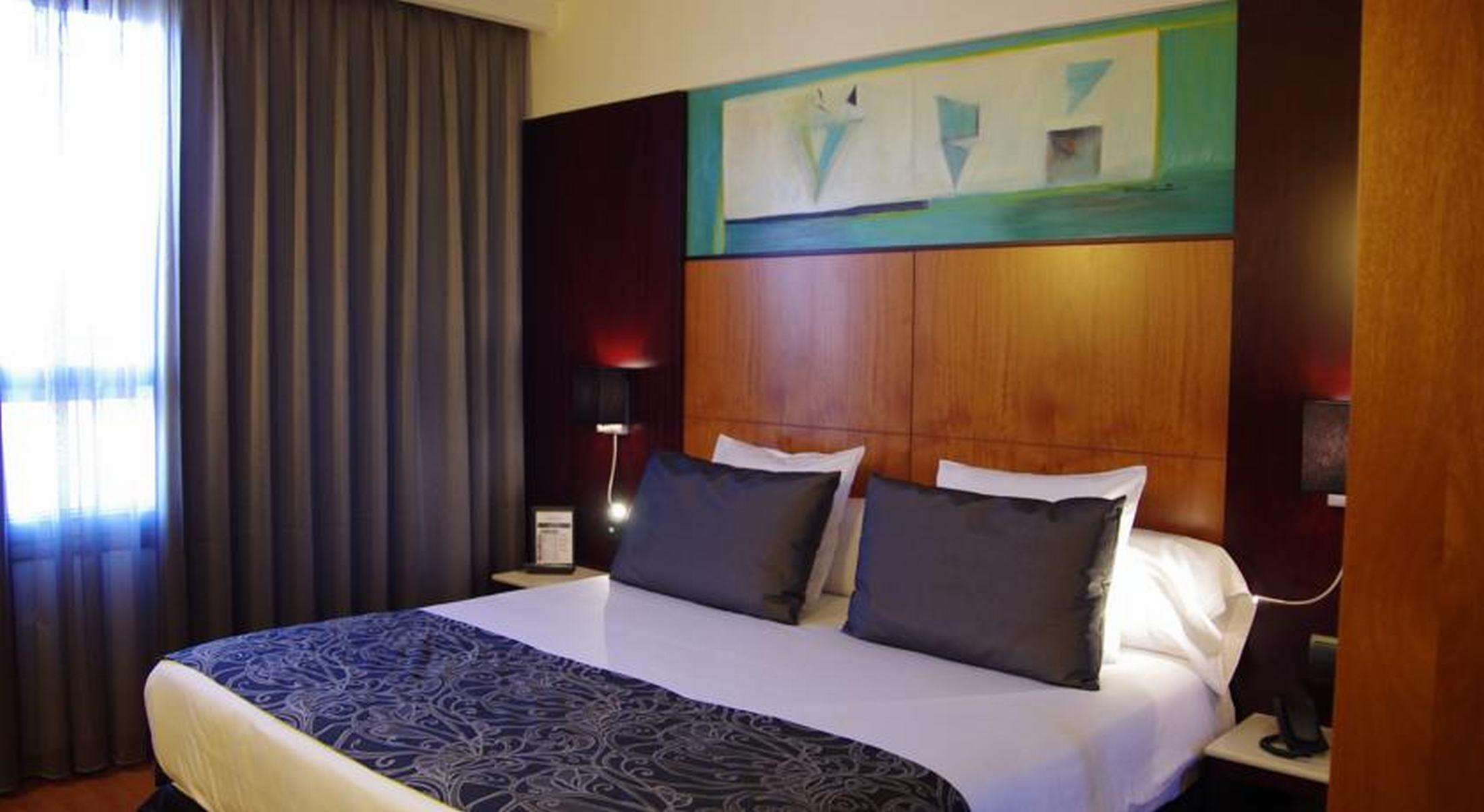Catalonia Hotel 4*
