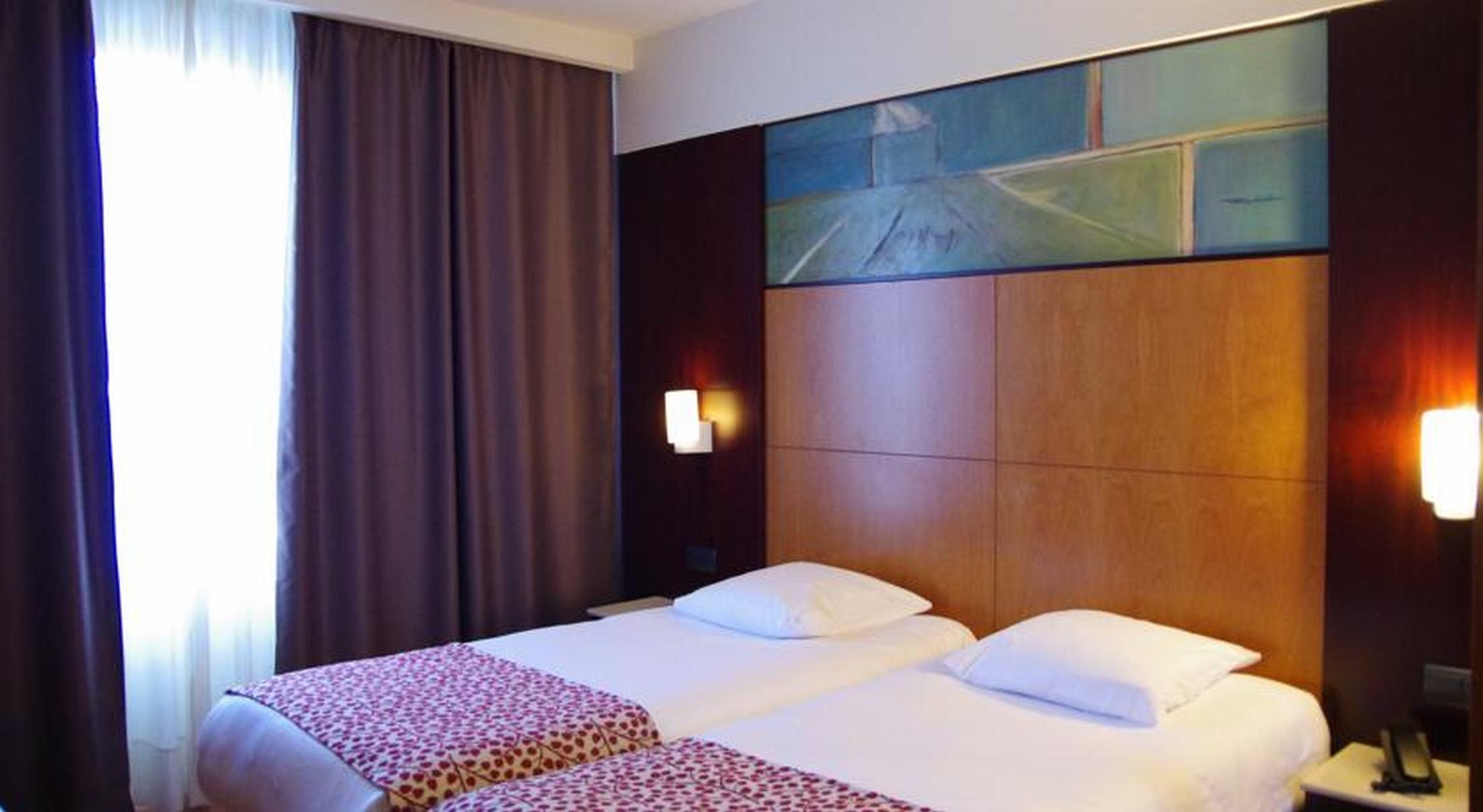 Catalonia Hotel 4*