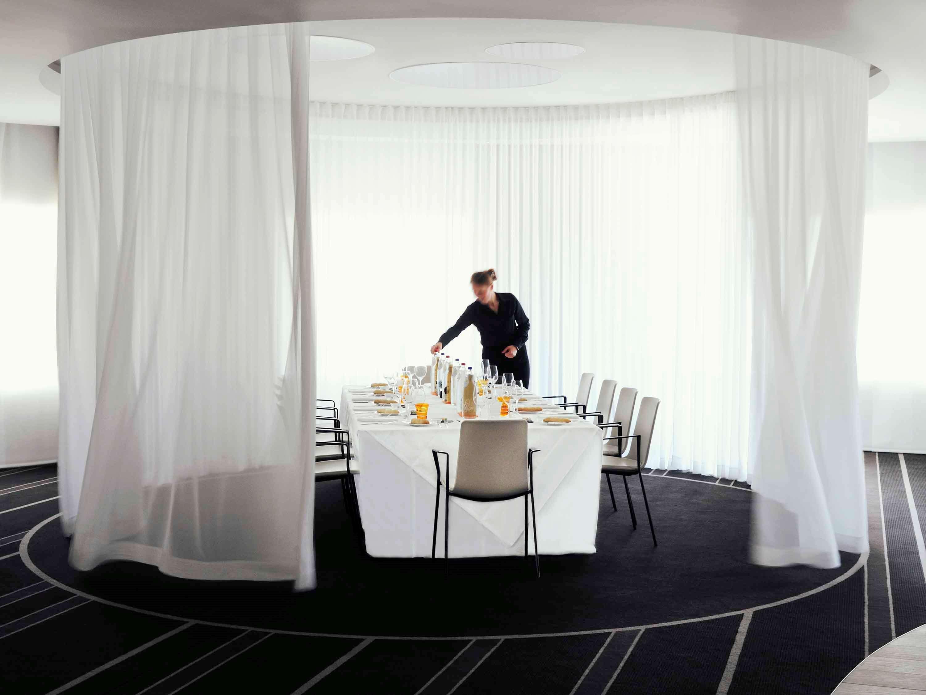 Hotel Pullman Centre Midi