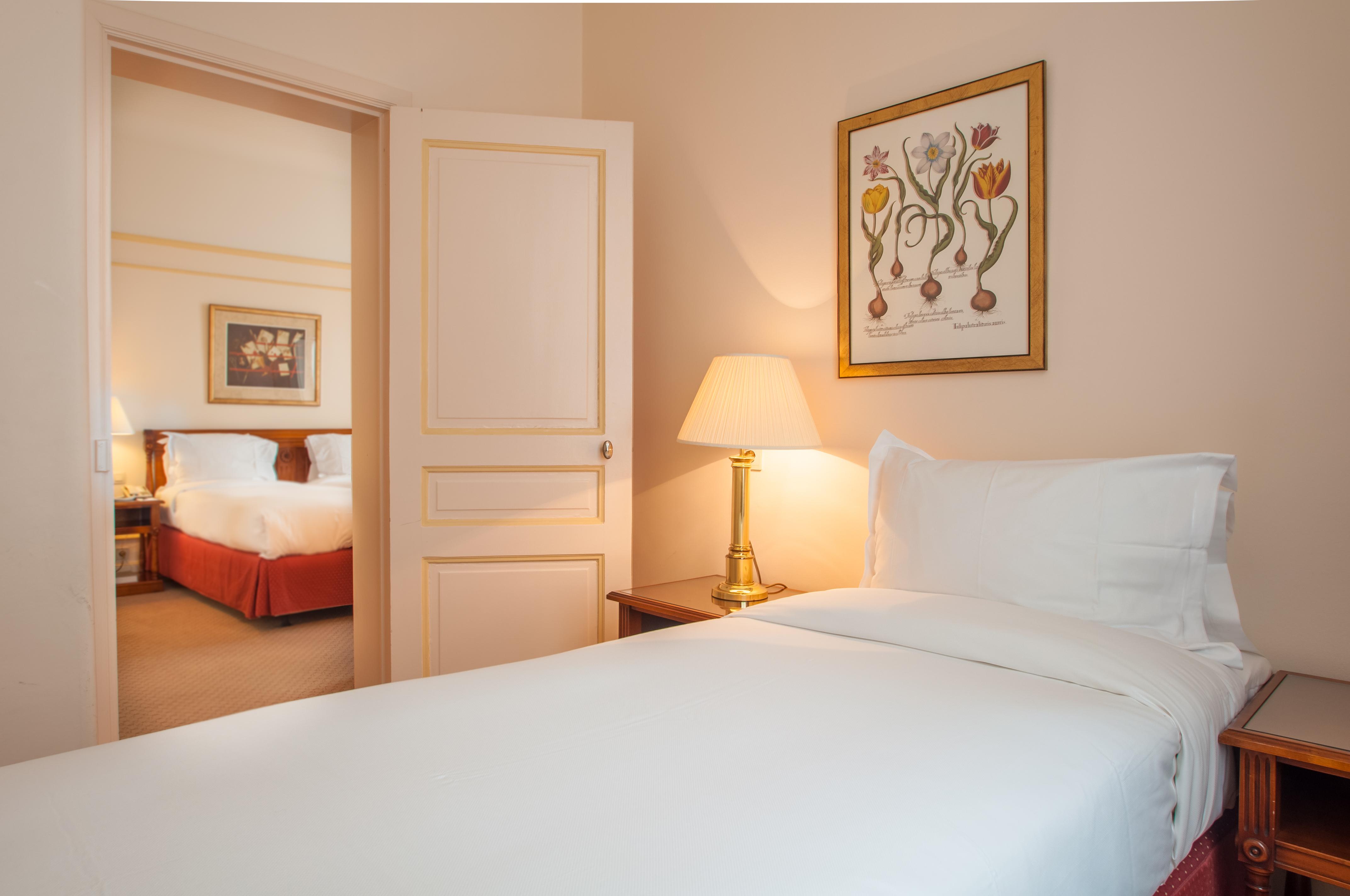 Le Plaza Hotel 5*