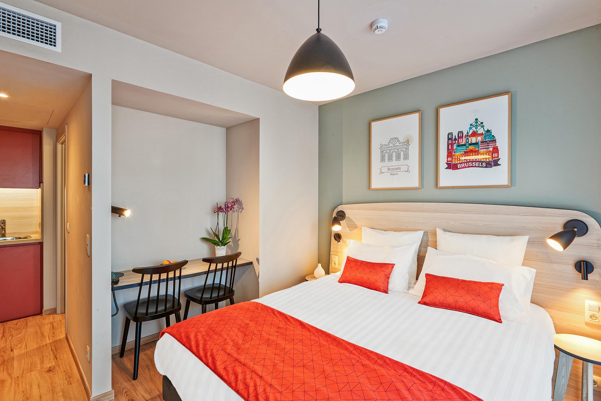 Appart'city Confort Centre Gare Du Midi 3*