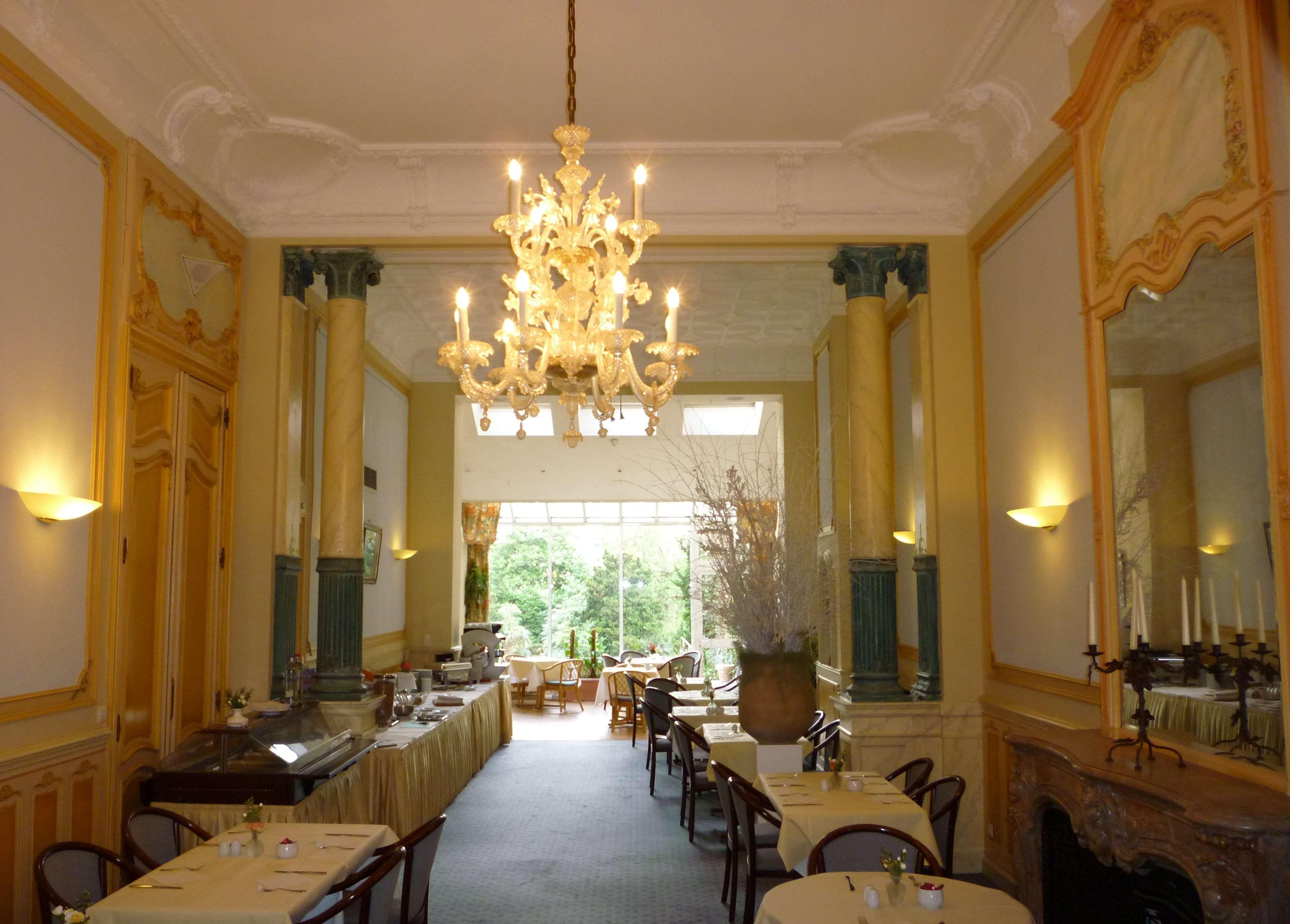 Western Park Hotel 4*