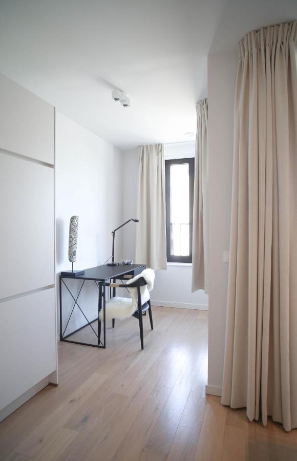 The Erasmus Flats *