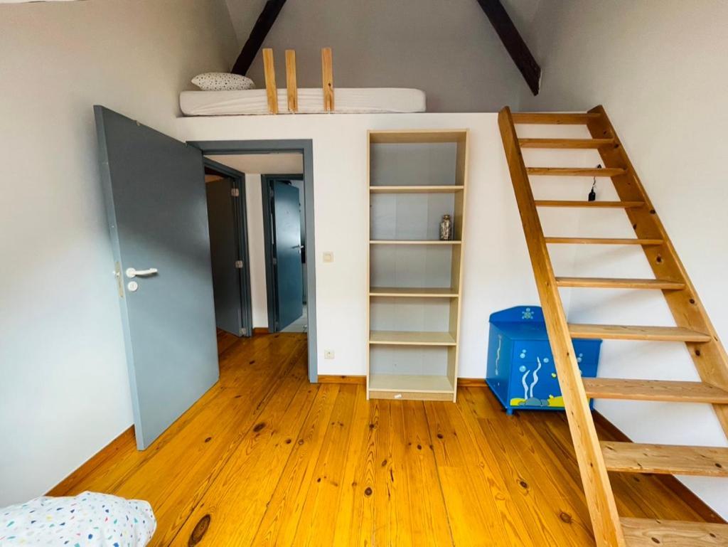 Down Town Spacious Loft With Private Parking Appartement