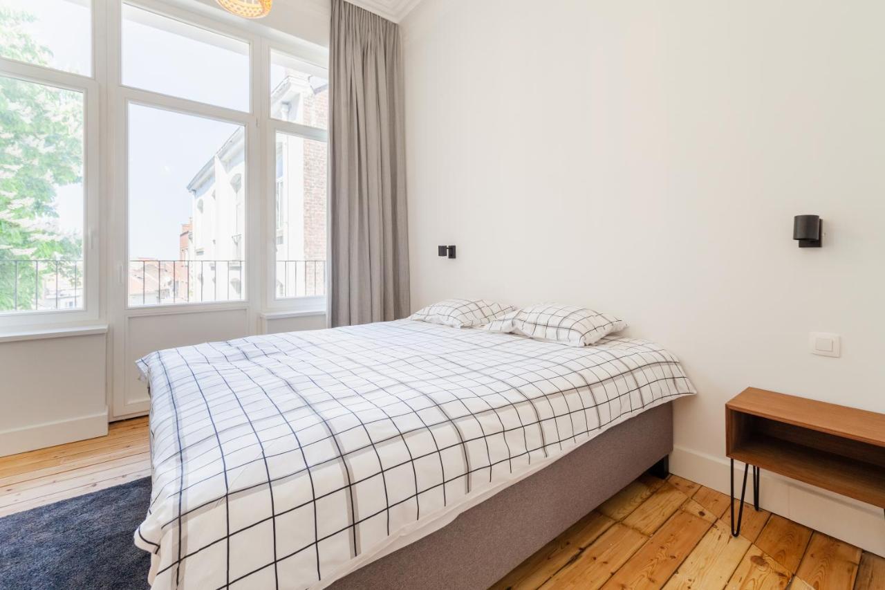 One Bedroom Self Check In In Center Of Trendy St Gilles * Bruxelles