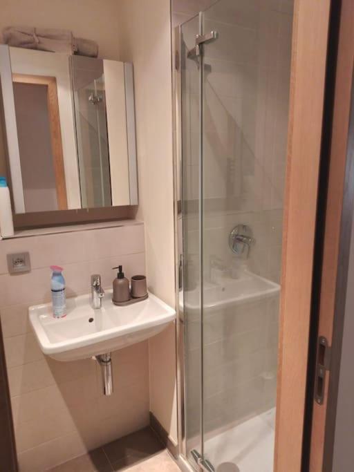 Beautiful 2br/2bar Apartement In European District Lejlighed *