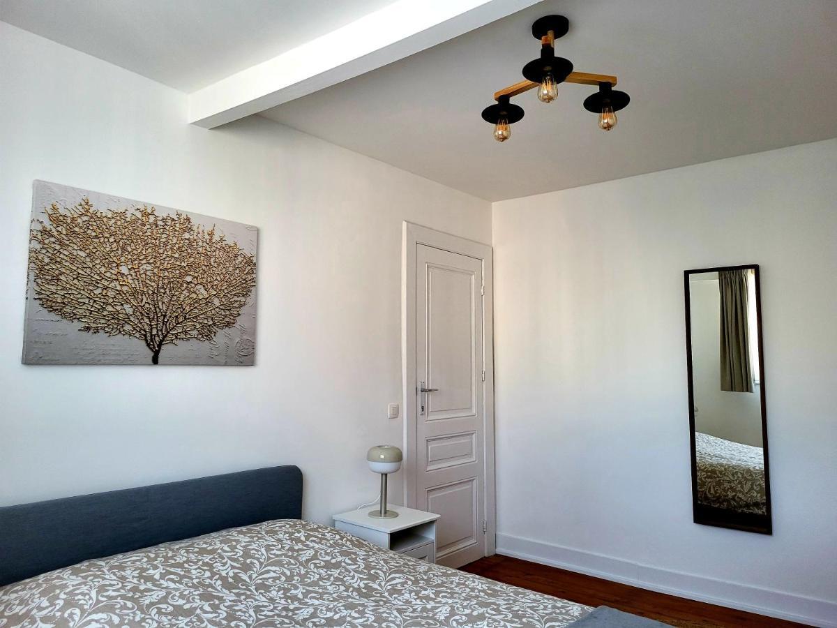 Bed & Blockchain Private With Shared Bathroom *