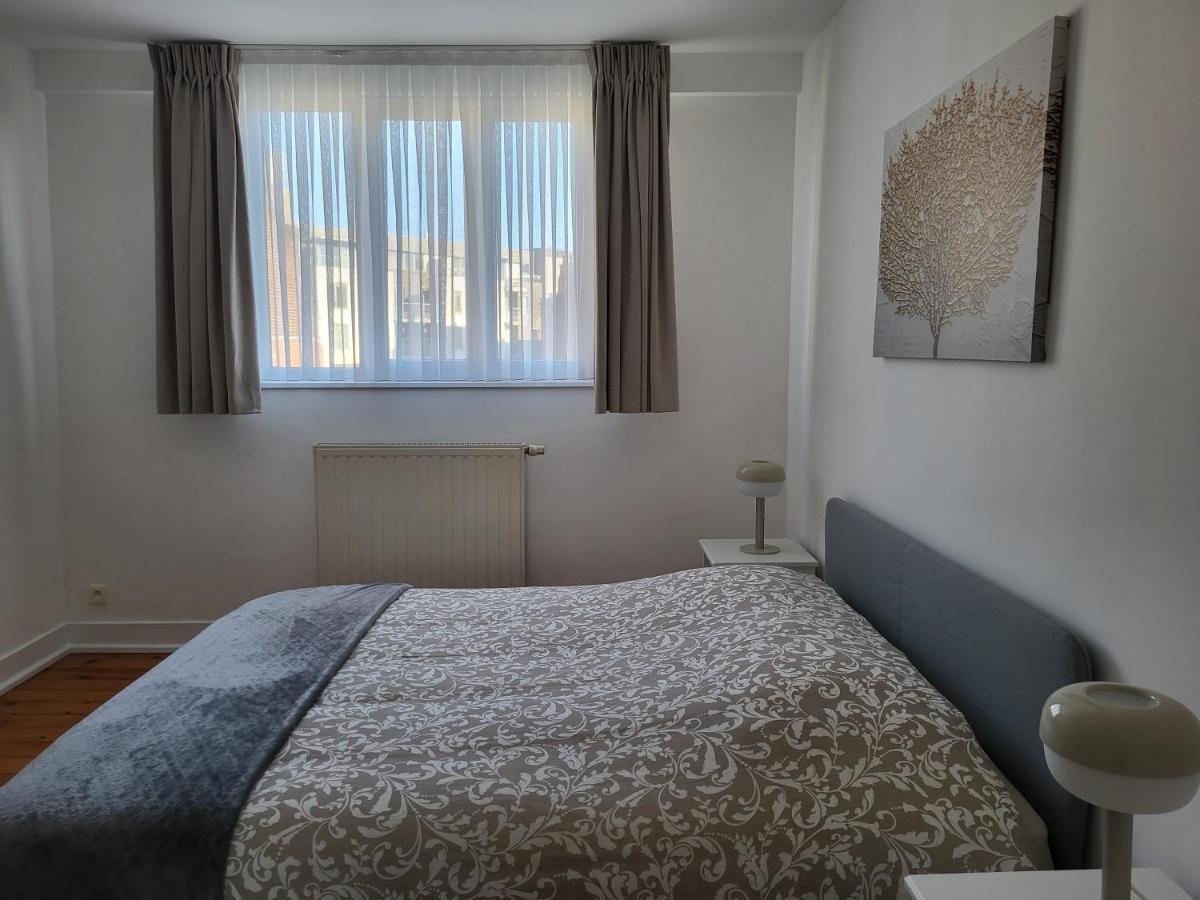 Guest house Bed & Blockchain Private With Shared Bathroom *