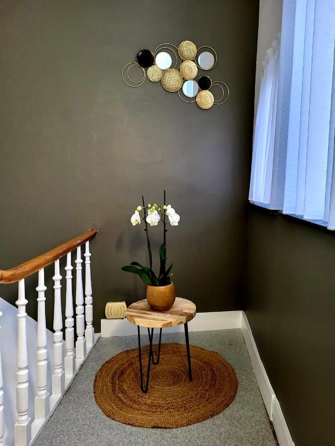 Bed & Blockchain Private With Shared Bathroom * Brussels
