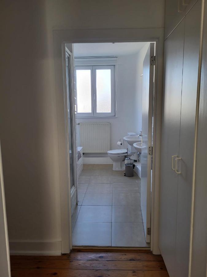Guest house Bed & Blockchain Private With Shared Bathroom