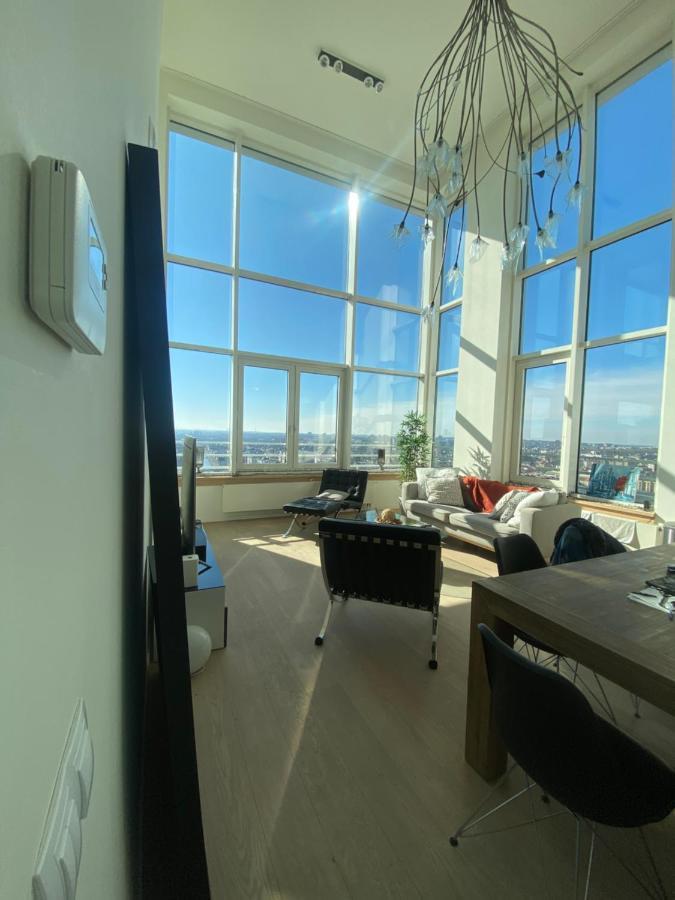 Private On An Espectacular And Unique View Shared Flat Appartement