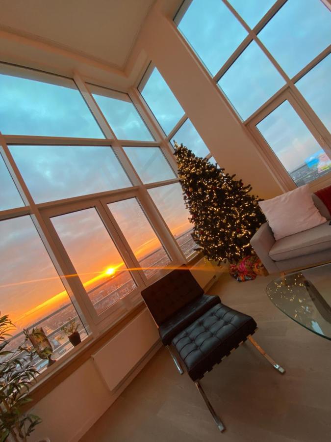 Private On An Espectacular And Unique View Shared Flat * Bruxelles