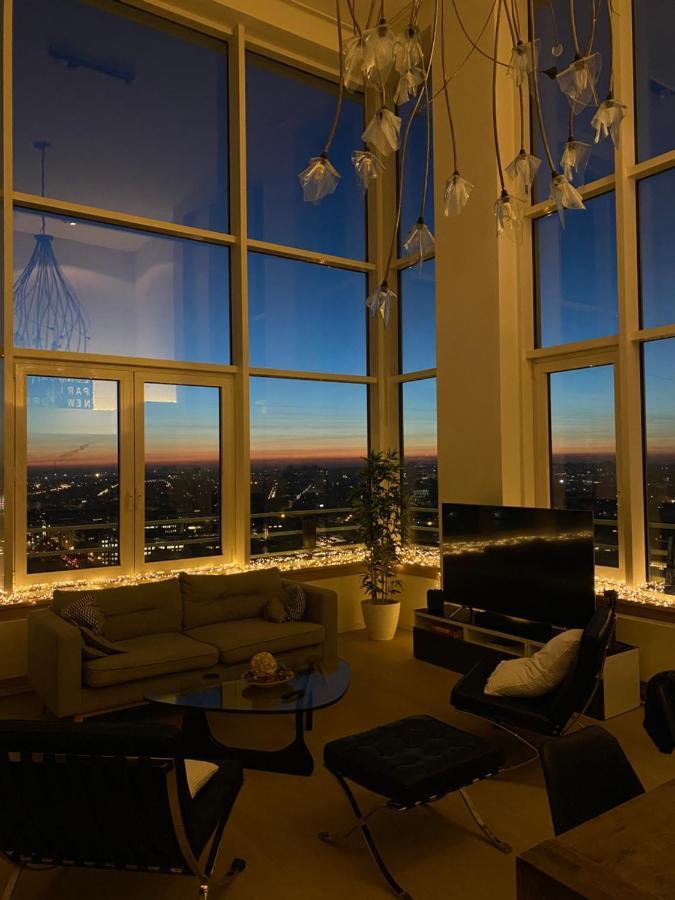 Private On An Espectacular And Unique View Shared Flat Bruxelles