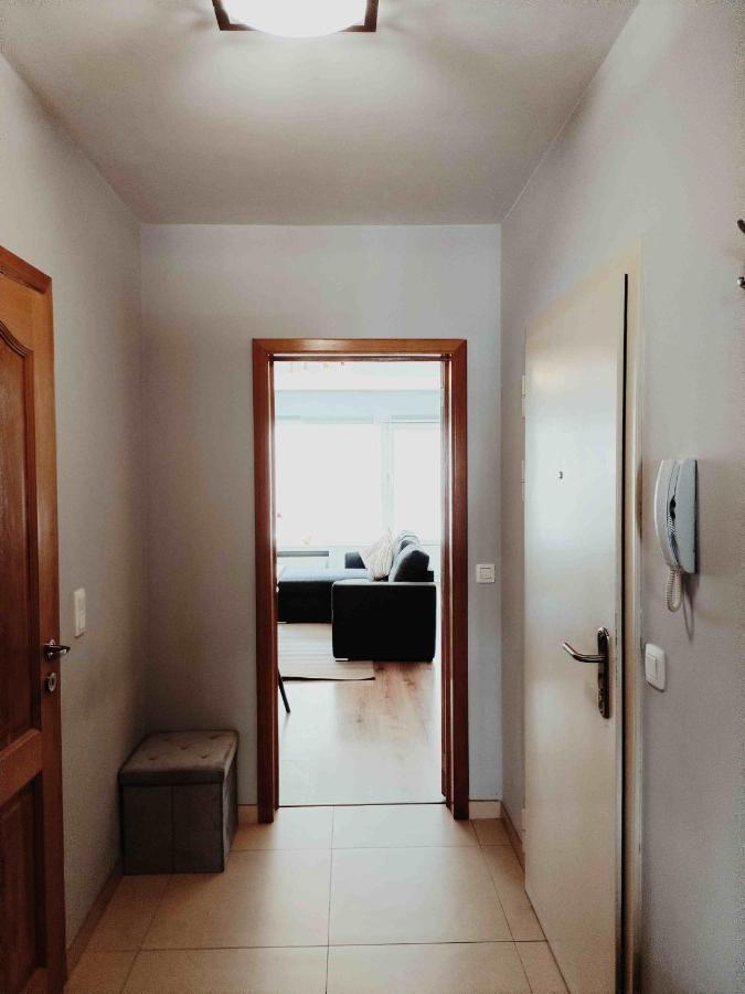 Cozy 2 Bedroom - Metro Montgomery * Bruxelles