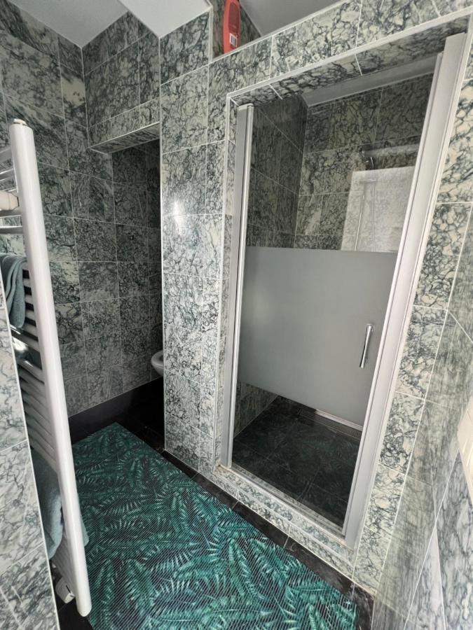 Duplex Sans Souci Apartment Brüssel