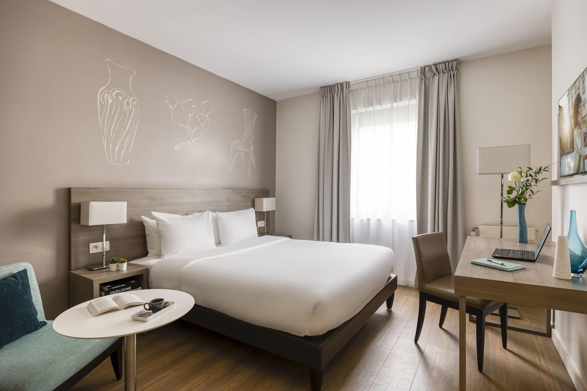 Aparthotel Citadines Toison D’or 3*