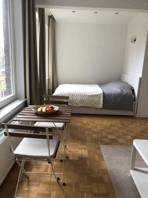 Superbe Studio Lumineux Au Coeur De Quartier Europeen Bruxelles