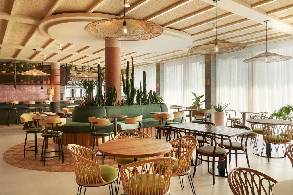 The Hoxton, 4*