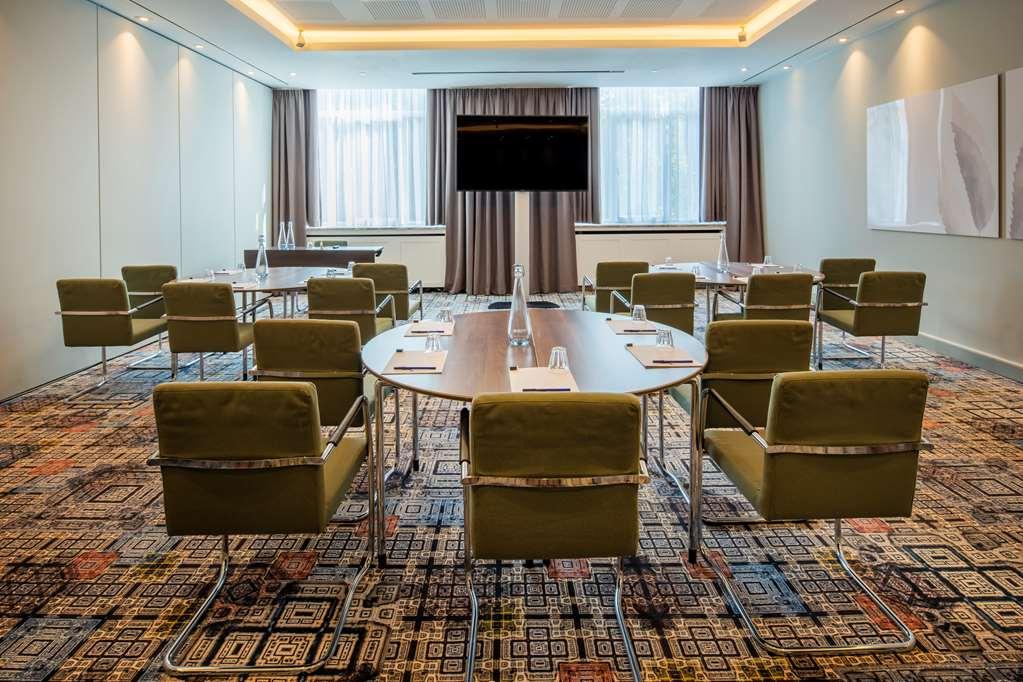 Doubletree By Hilton Brussels Hotel 4*