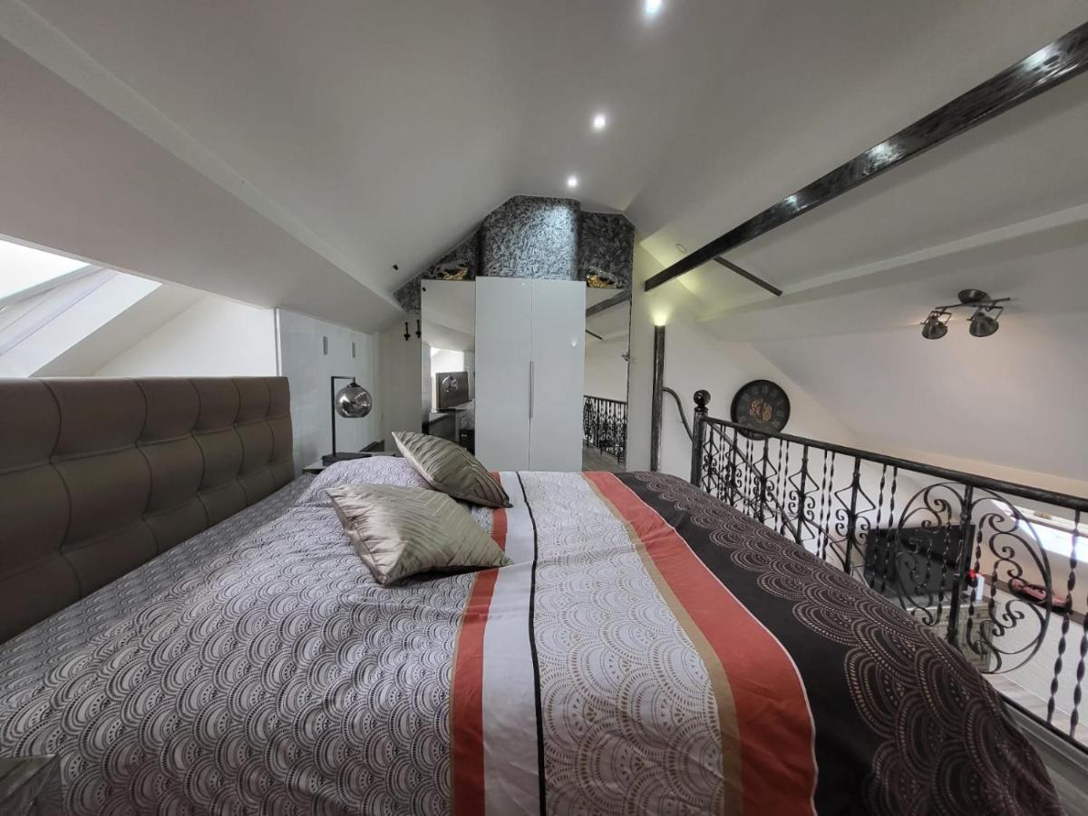 Appartamento Duplex Elegant Situe A 1min De La Gare Du Nord