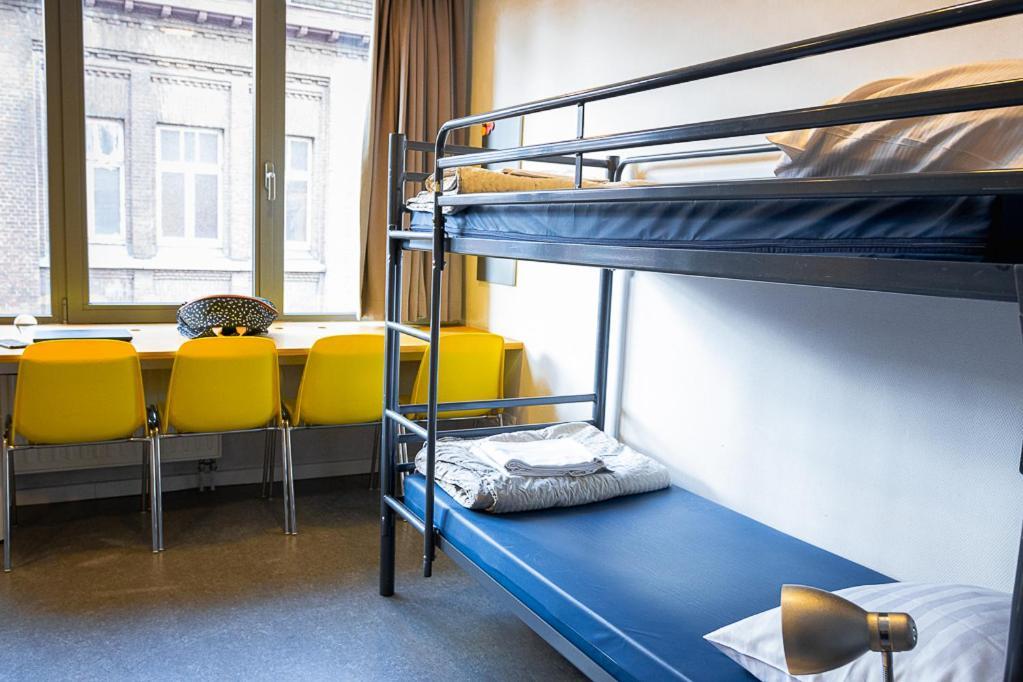 Hostel Gogh