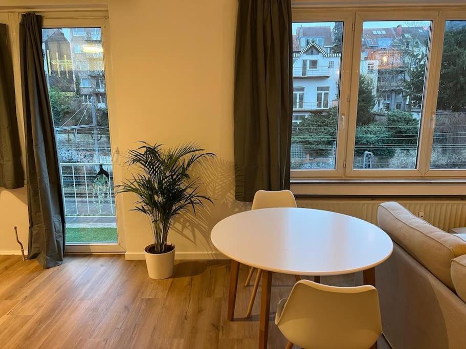 Beautiful Flat In Etterbeek * Bruxelles