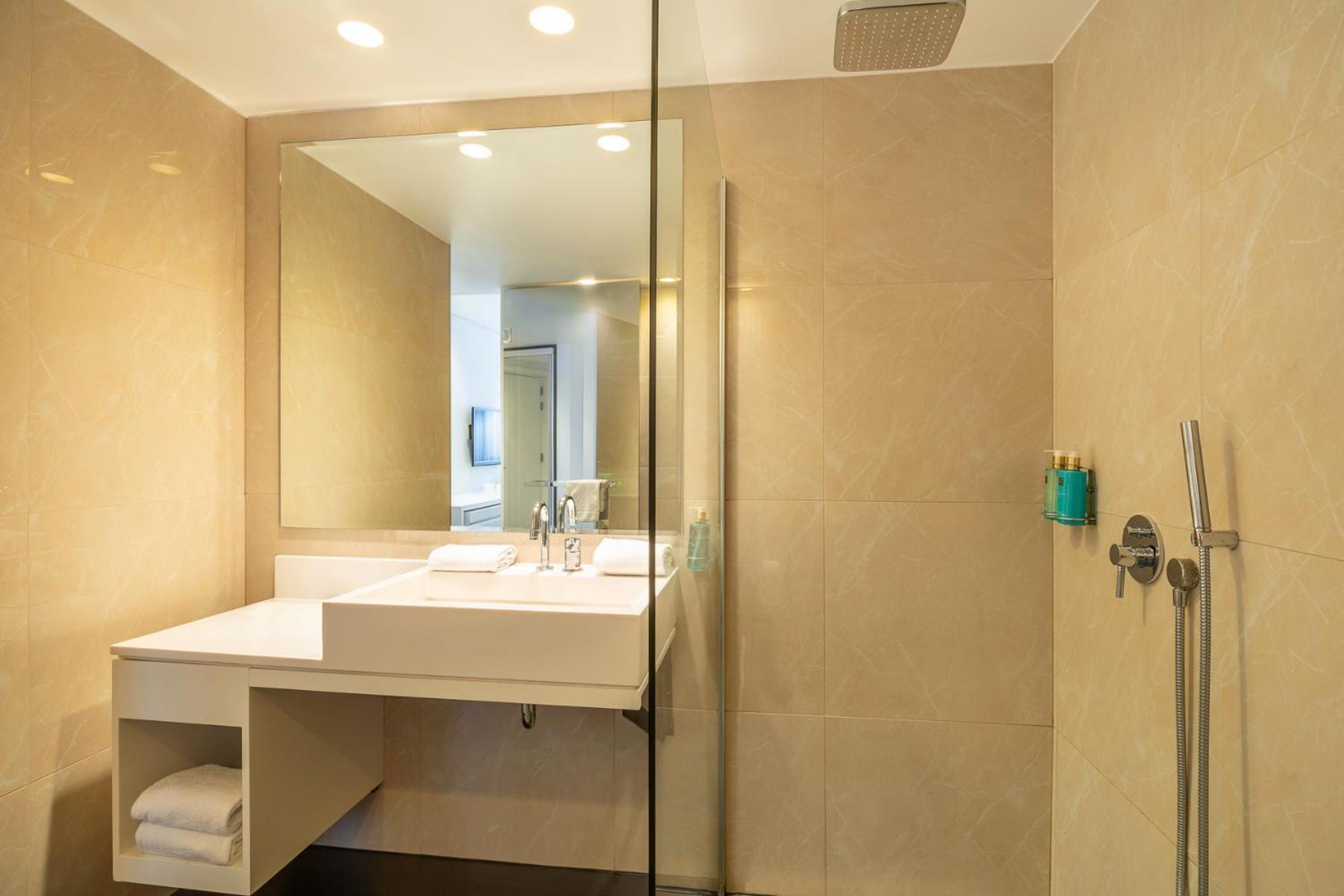 B-aparthotel Regent Lejlighedshotel 4*