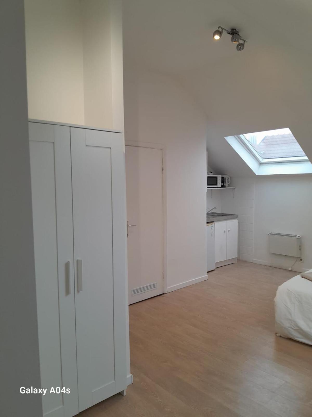 Close To Grand Place For 2 Apartment