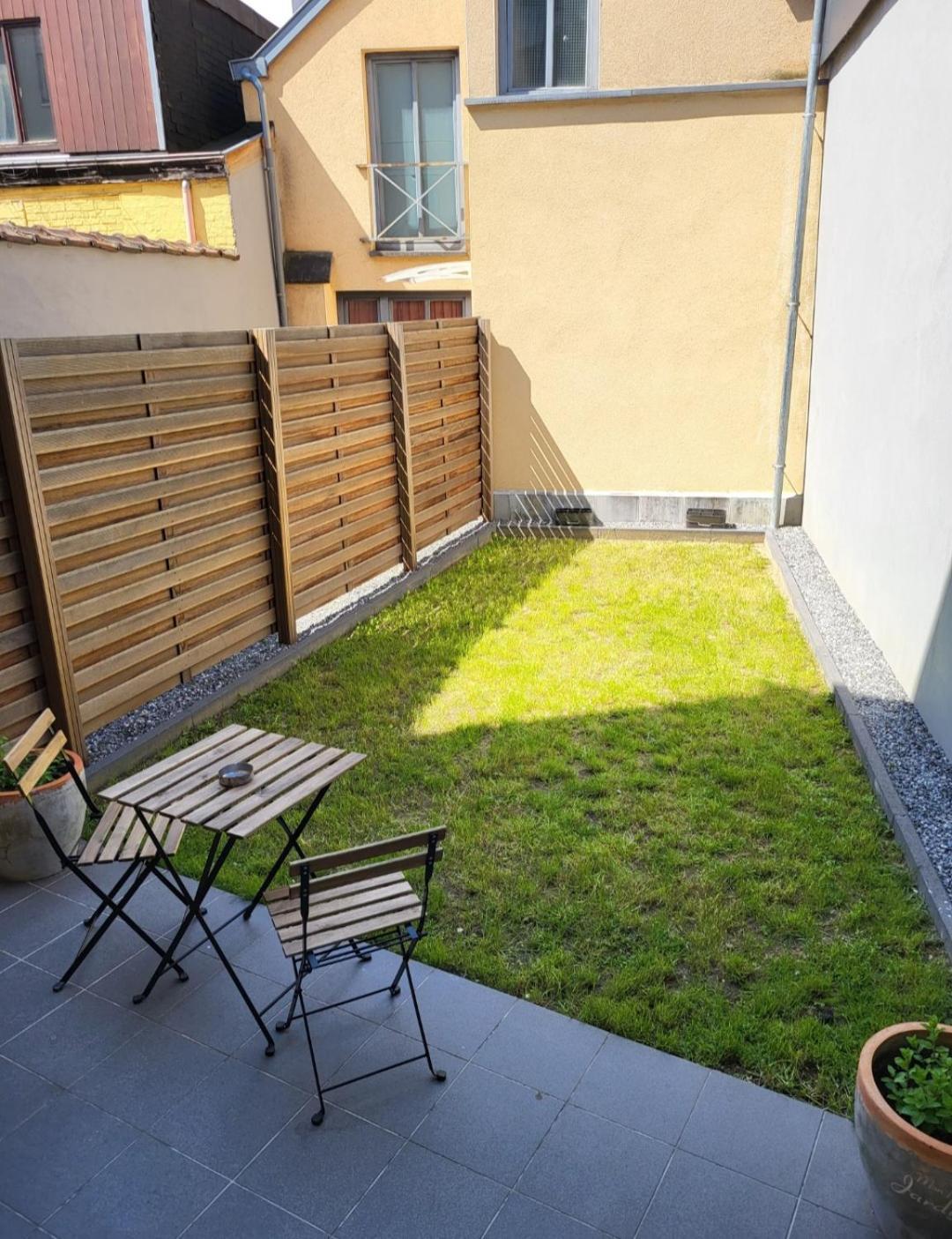 Bed & Blockchain Private With Shared Bathroom Guest house Brussels