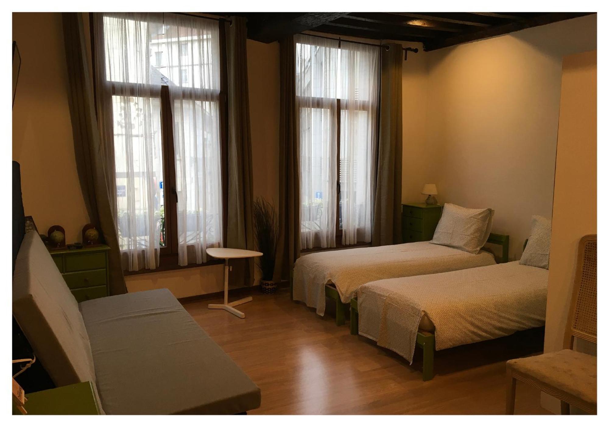 Zolo Apartment
