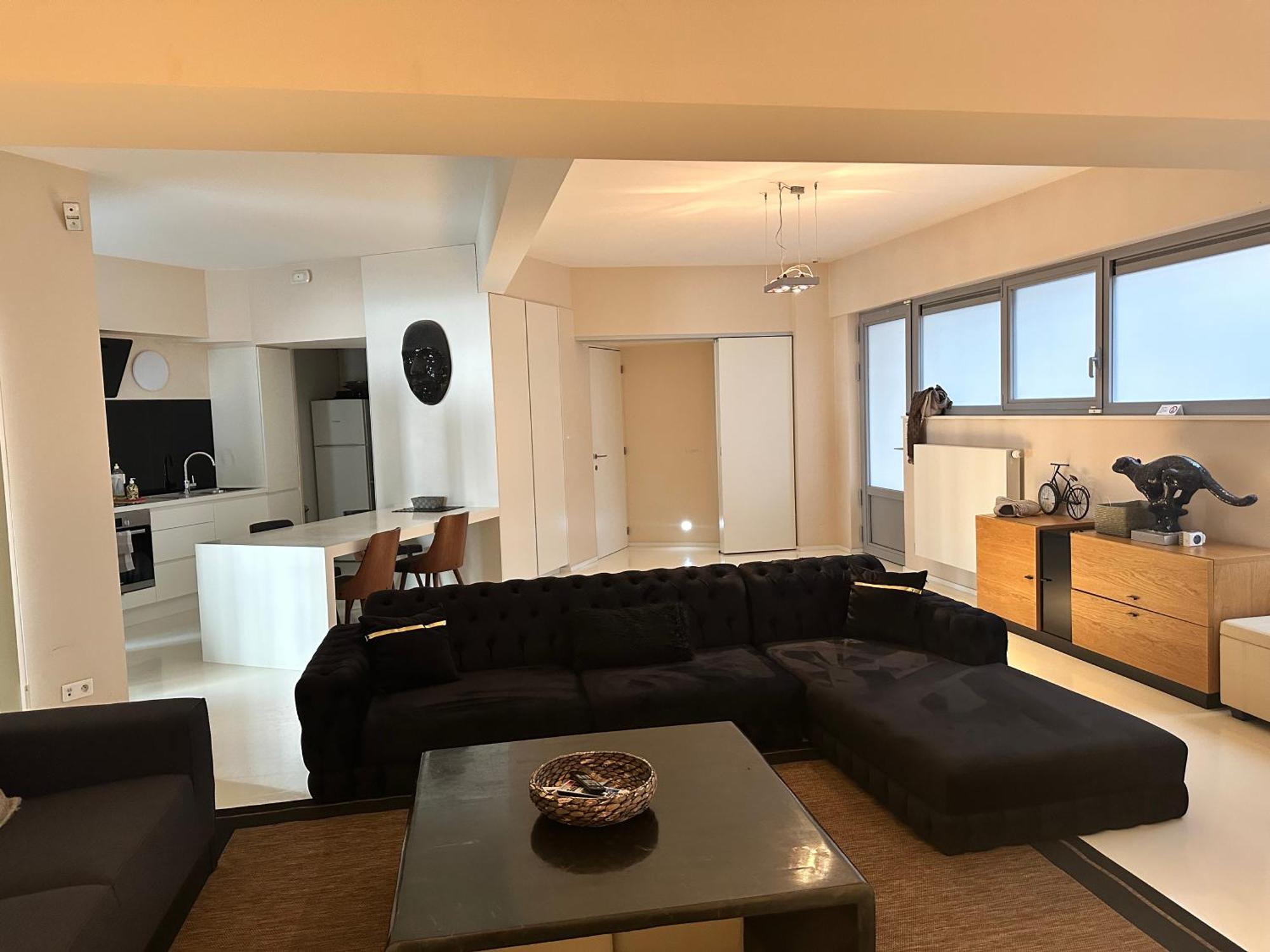Beautiful Loft In The Center Of Apartment