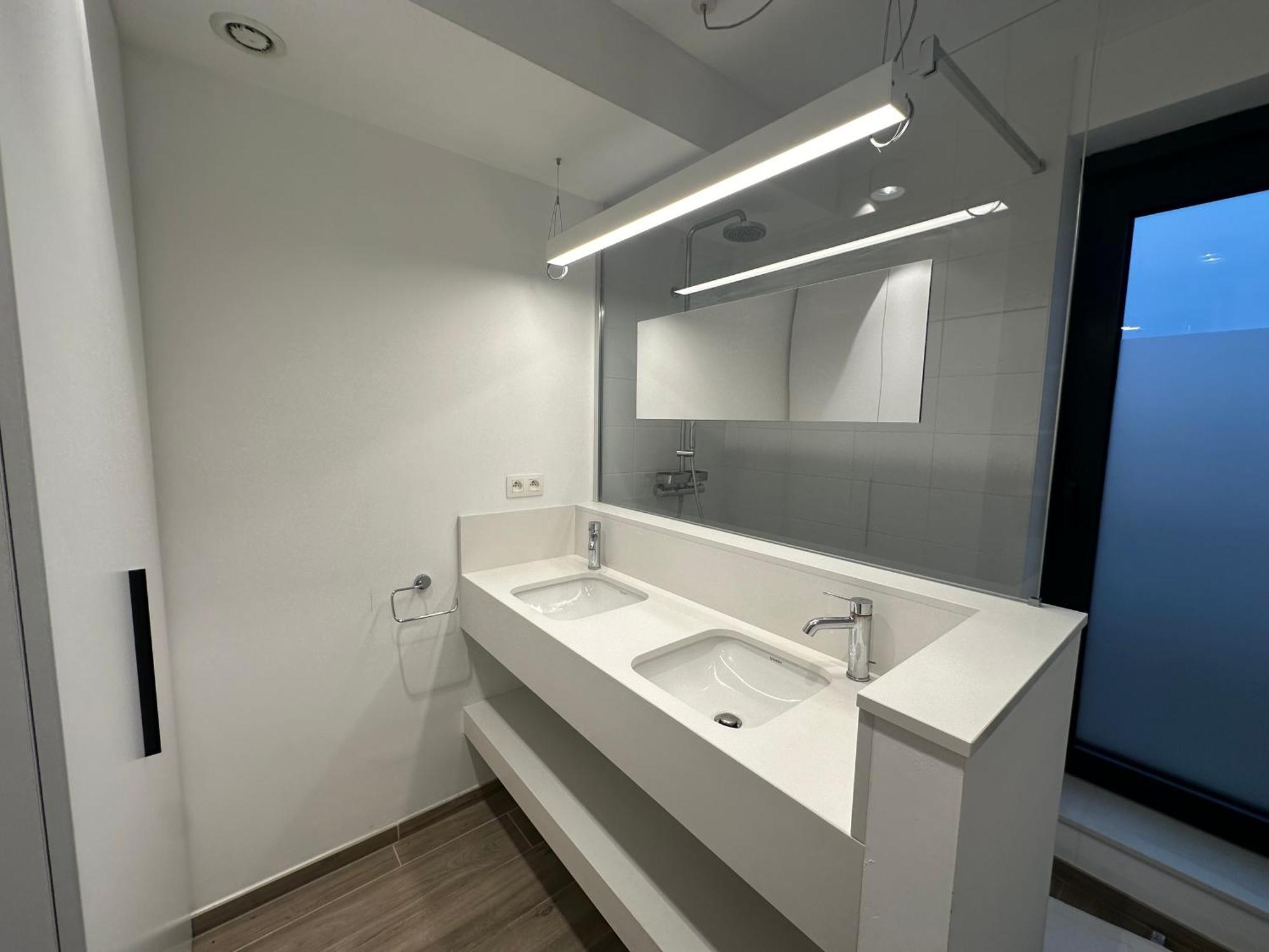 Penthouse In With Stunning View *