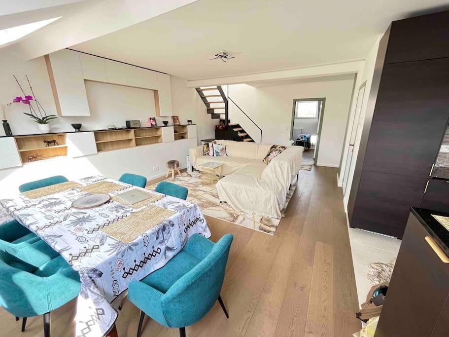 Duplex Avec Terrasse Quartier Europeen Appartamento