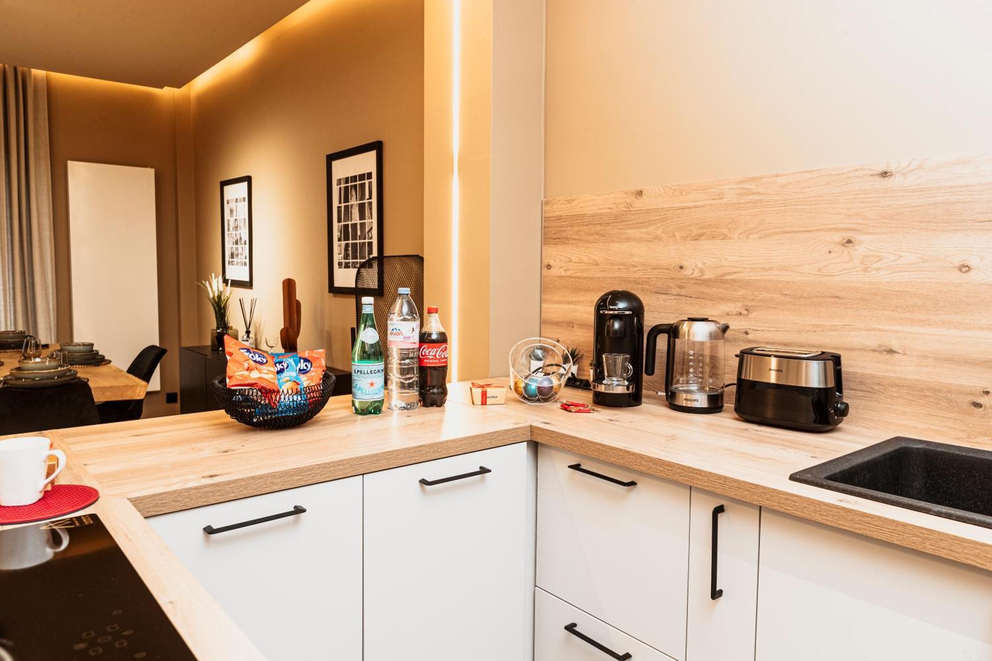 Golden Dove Luxury Apartment *
