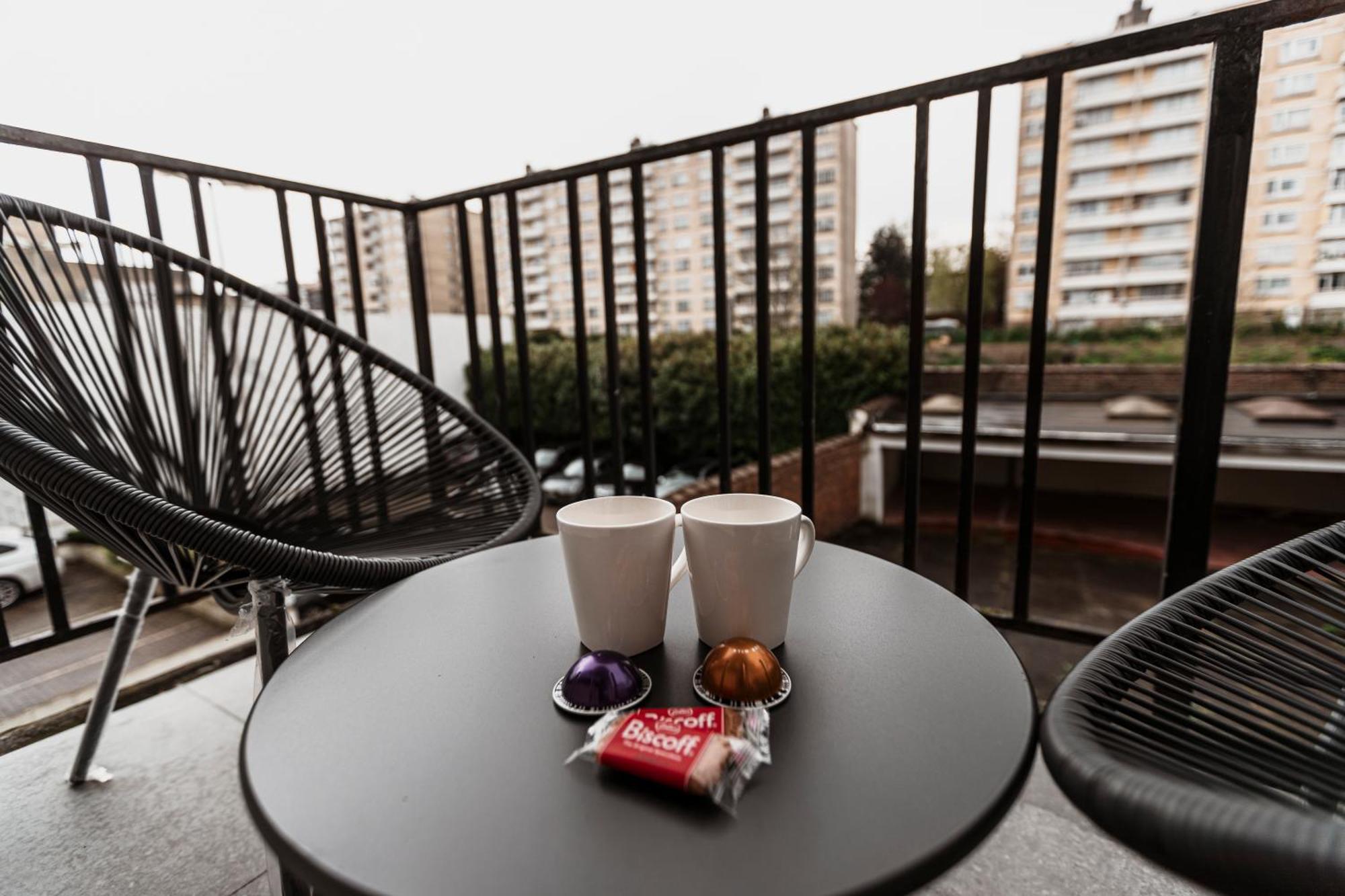 Golden Dove Luxury Apartment
