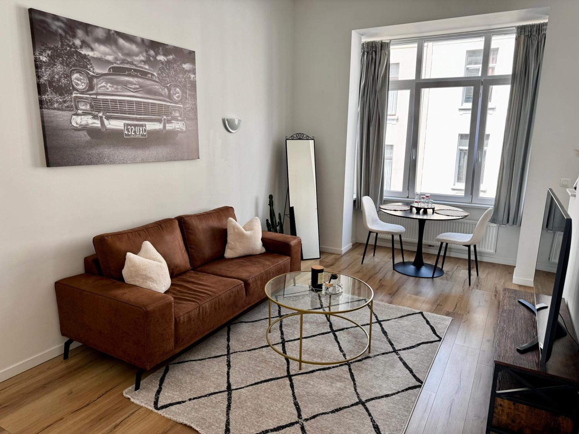 Cozy South-up