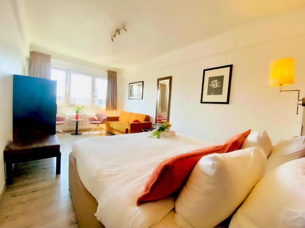 Centerstay